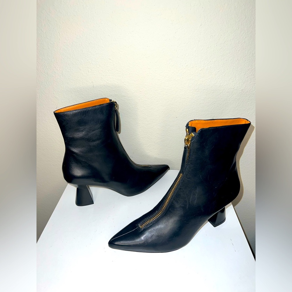 Women’s Saint G Rose Black Leather Ankle Zipper Boots Sz 10